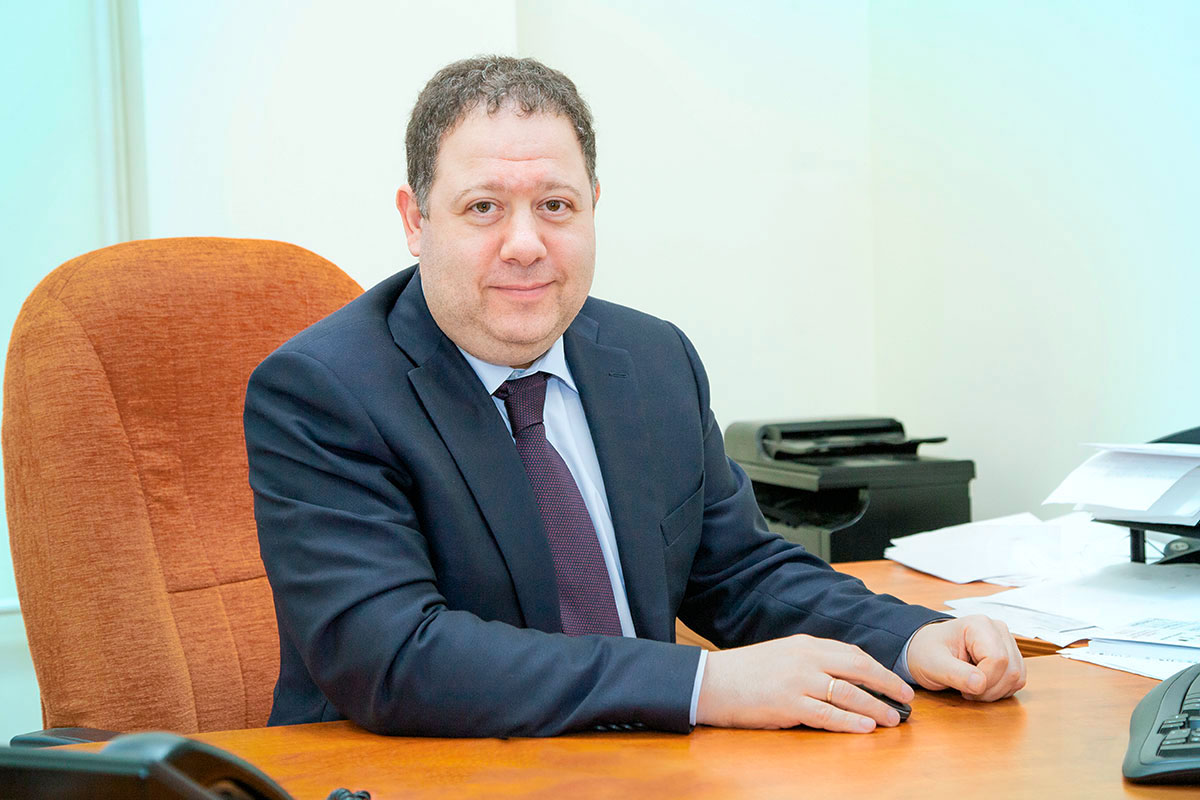 Александр Элинсон