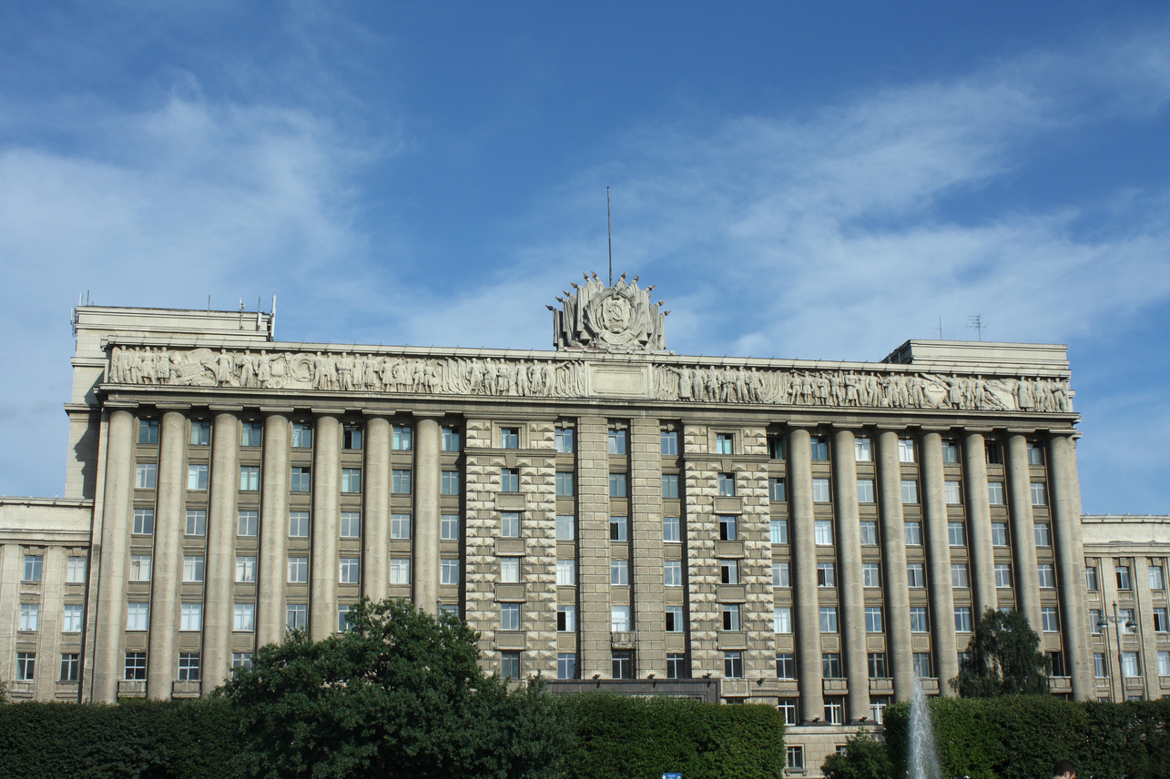 Московский 212. Дом советов площадь Санкт-Петербург. Дом советов на Московской площади. Здание на Московской площади СПБ. Московский проспект 212 дом советов.