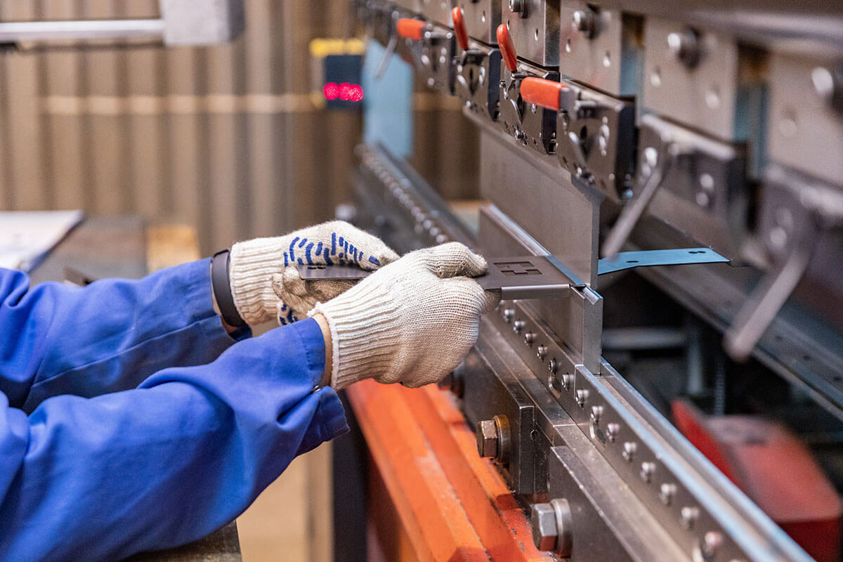 Диполь производство